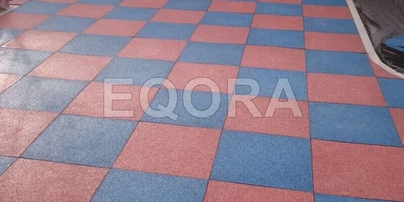 Резиновое покрытие из крошки для автосервисов в Вагае